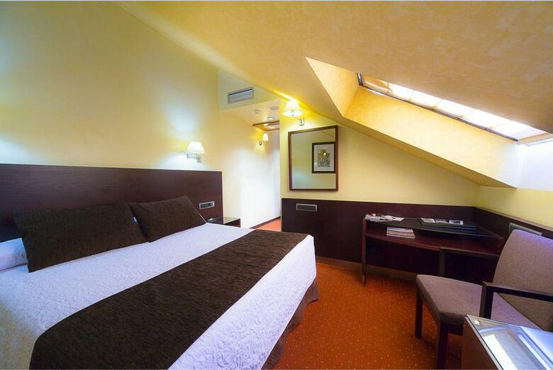 Hotel San Juan de Los Reyes