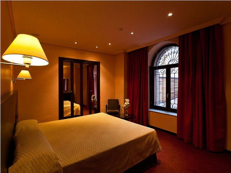 Hotel San Juan de Los Reyes
