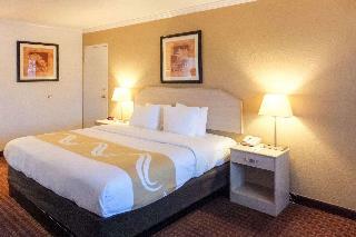 Hotel Quality Inn & Suites