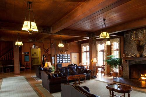 Hotel Lake Quinault Lodge