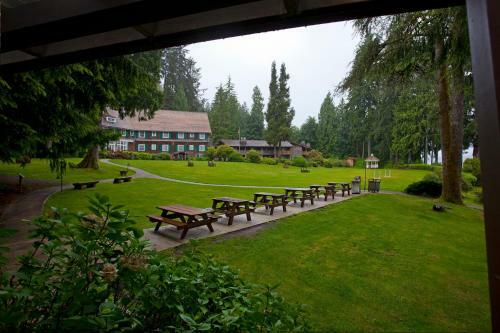 Hotel Lake Quinault Lodge