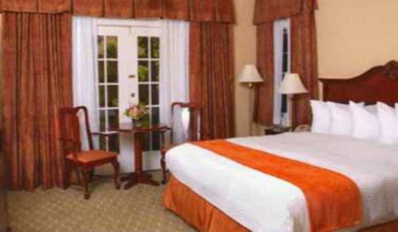 Hotel Historic Santa Maria Inn