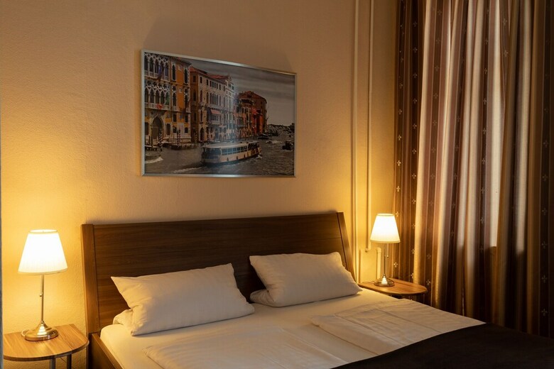 Hostal Hotel-pension Charlottenburg