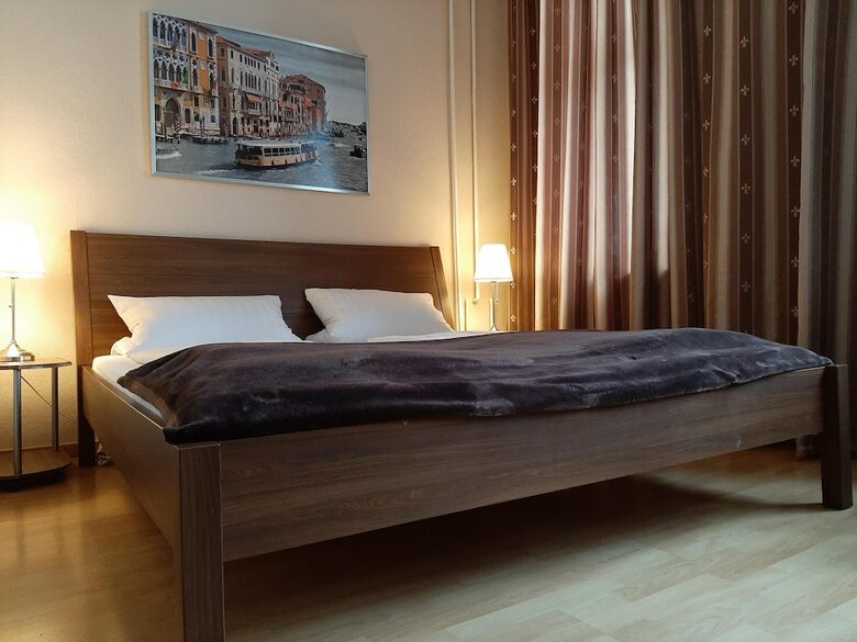 Hostal Hotel-pension Charlottenburg