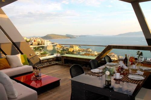 Aless Luxury Apartment
