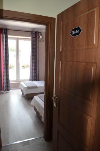 Hostal Funky Guest House & Bar