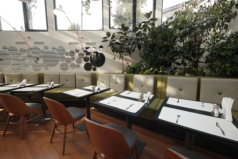 Berthelot Hotel