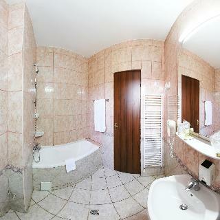 Premier Hotel