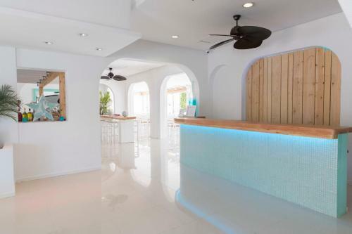 Endlss Beach & Disco Hotel Ibiza Adults Only