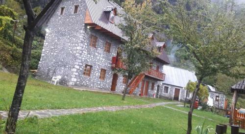 Hostal Bujtina Berishta Theth
