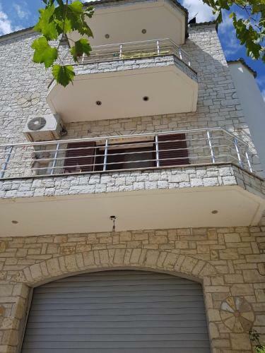 Hostal Eglent's Tourist House