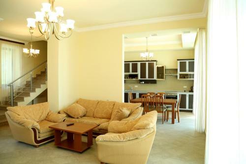 Blue Sevan Hotel
