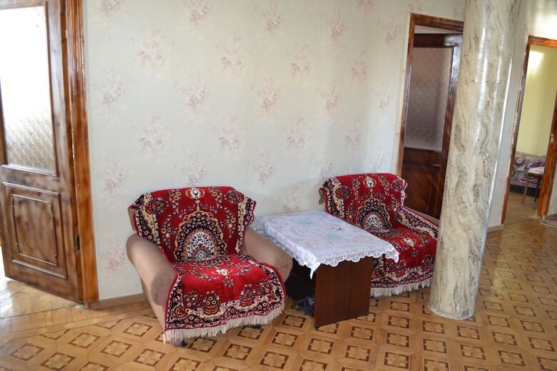 Hostal Serik & Geora Guesthouse