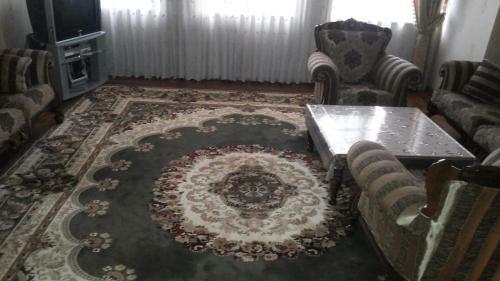 Apartment On Azadl?q Avenue
