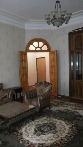 Apartment On Azadl?q Avenue