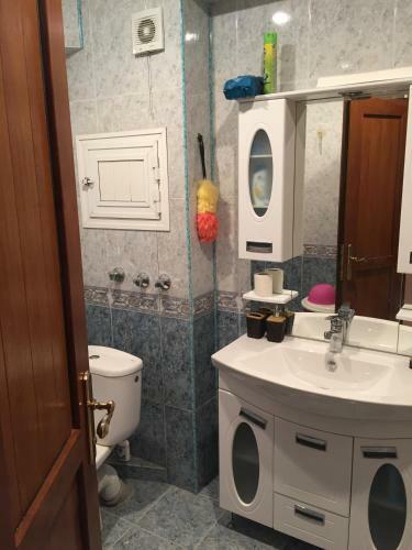 Apartment On Gadzhibekova 33/35