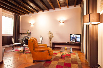 Hotel Town House Fontana Di Trevi