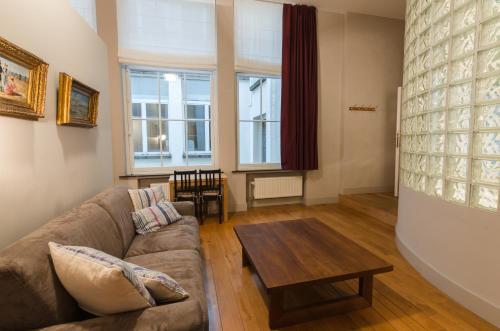 Grand-place Lombard Apartments