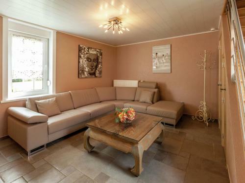 Grand Holiday Home In Comines Near Forest