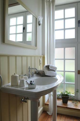 Hostal B&B Number 11 Exclusive Guesthouse