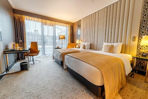Hotel Doubletree By Hilton Minsk