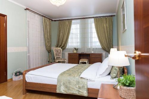 Apartments On Zakharova 67/1
