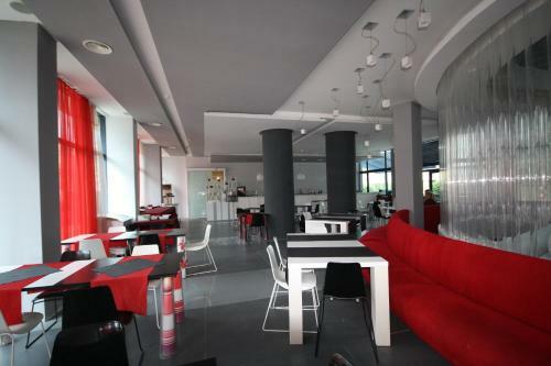 Riviera Blue Hotel