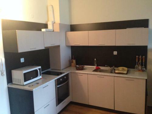 Dilov Apartments In Yalta Golden Sands