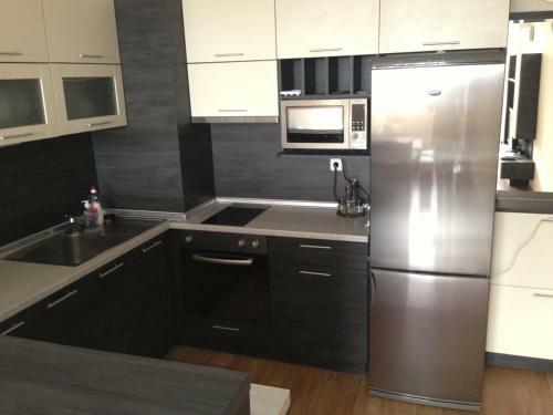 Dilov Apartments In Yalta Golden Sands