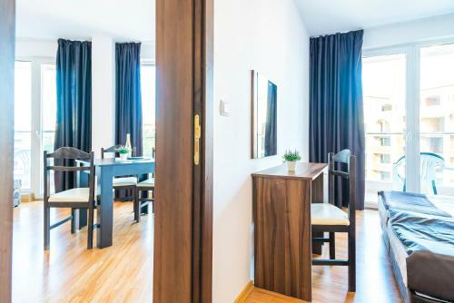 Aparthotel Admiral Plaza Hotel