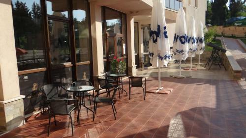 Moreto Luxury Apartments - Full Board