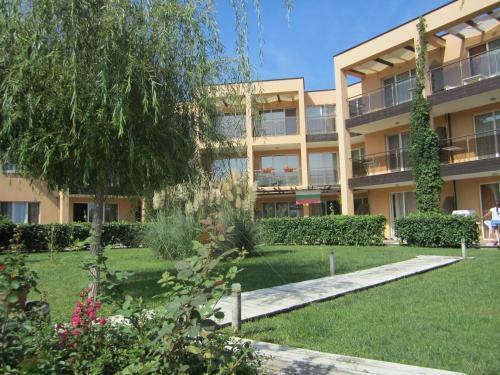 Sozopoli Hills Apartments