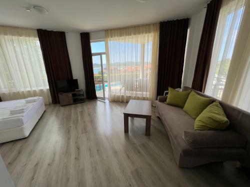 Family Hotel Dreams