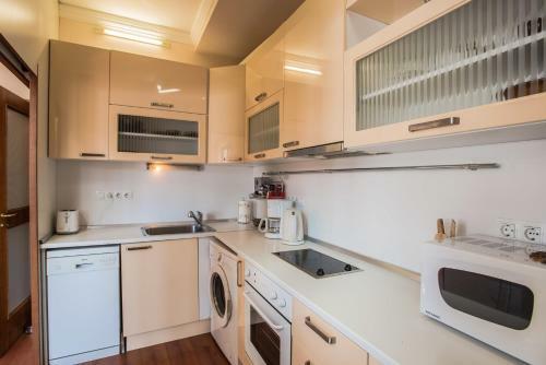 Central Apartment