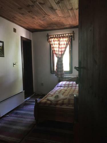 Dzhelepova Guest House- Pool Access