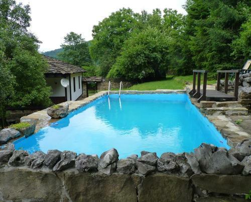 Dzhelepova Guest House- Pool Access