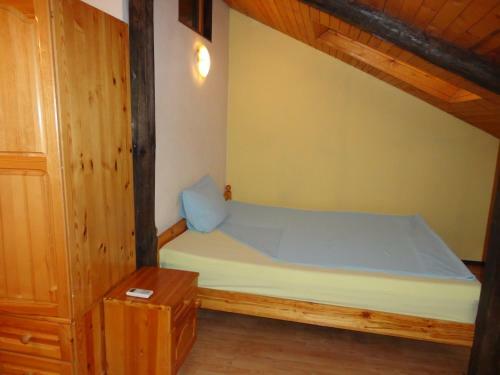 Hostal Guest House The House