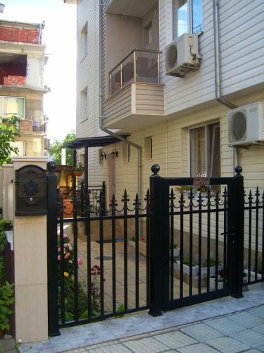 Hostal Vlasta Guest House
