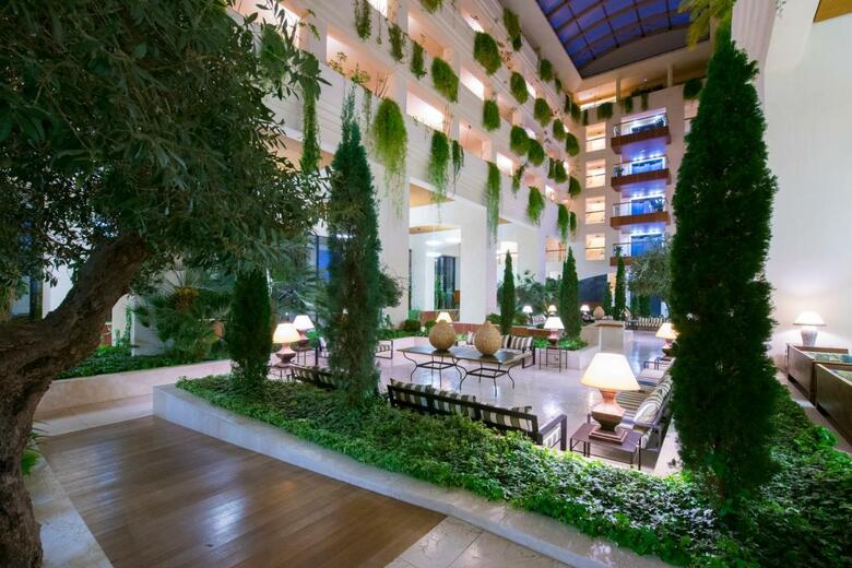 Puerto Antilla Grand Hotel