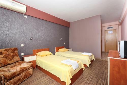 La Piazza Family Hotel
