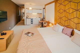 Alexander Services Holiday Apartments