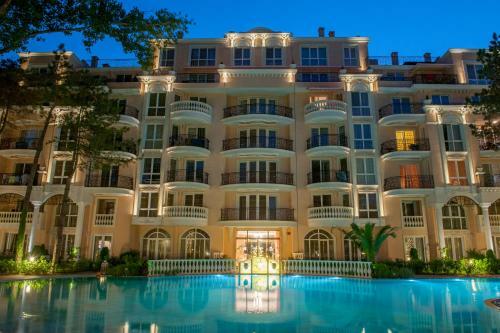 Venera & Anastasia Palace Apartments