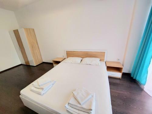 Family Apartments In Solmarin