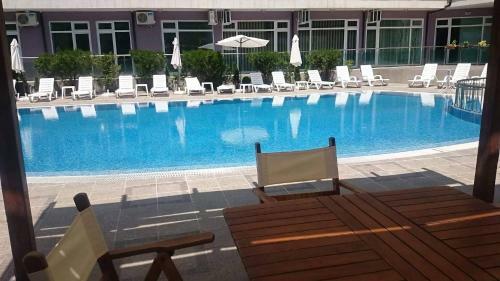 Family Apartments In Solmarin
