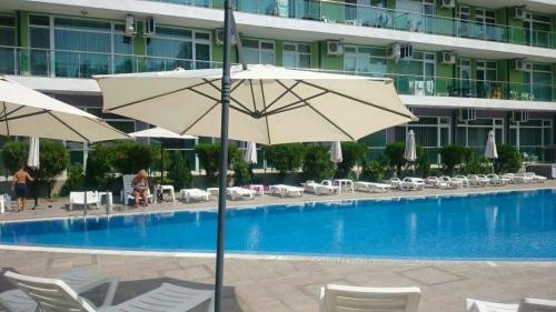 Family Apartments In Solmarin