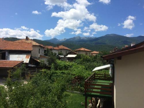 Hostal Mira Guest House