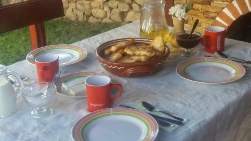 Hostal Mira Guest House