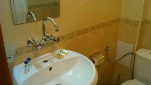 Hostal Guest House Edelweiss