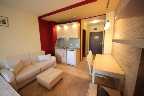 Menada Kavaci Sozopol Apartments