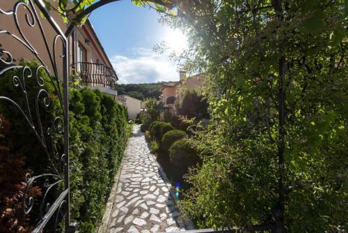 Gt Villa Romana Apartments